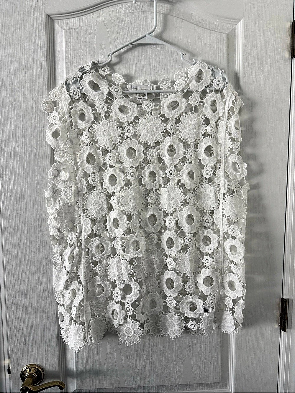 House of Harlow 1960 Floral Lace Blouse in White Like New